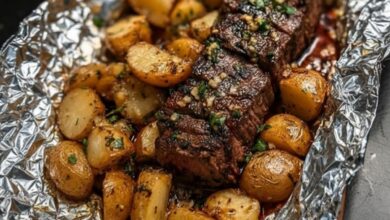 Garlic Steak & Potato Foil Packets