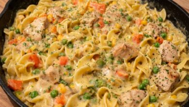 Chicken Pot Pie Skillet pasta