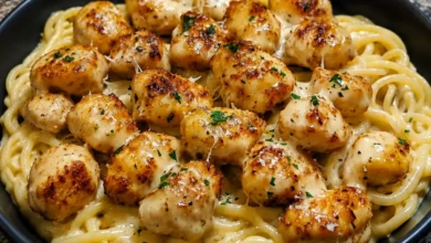 Garlic Butter Chicken Bites with Creamy Parmesan Pasta – The Ultimate Comfort Dinner for Busy Nights