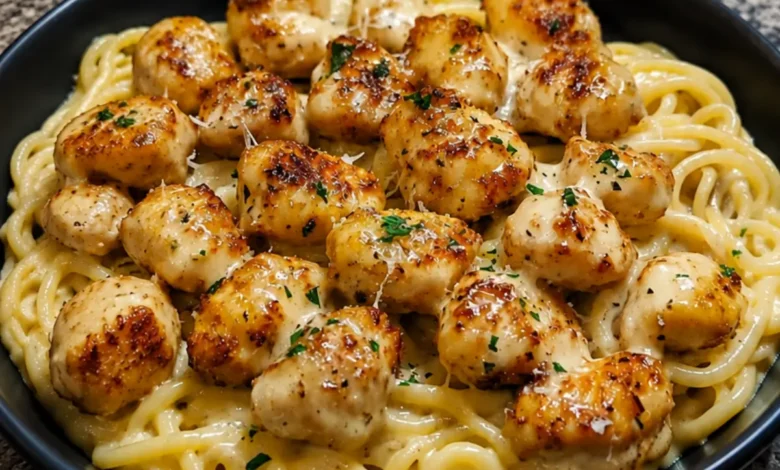 Garlic Butter Chicken Bites with Creamy Parmesan Pasta – The Ultimate Comfort Dinner for Busy Nights